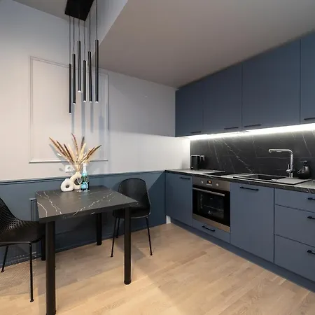 Apartment Tare *